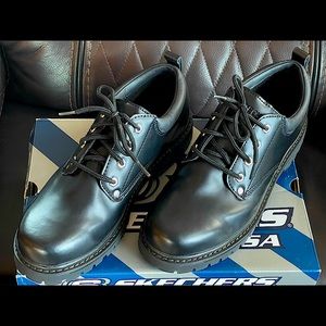 Men’s - Sketchers Alley Cat - 10.5 Medium - Black - Lug Tread Shoes